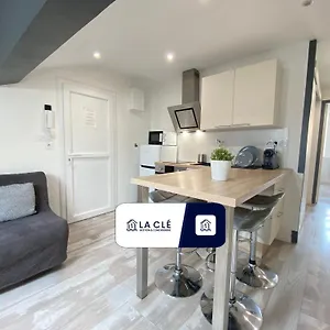  Appartement T2 Centre-ville Place D'armes Clim-wifi France